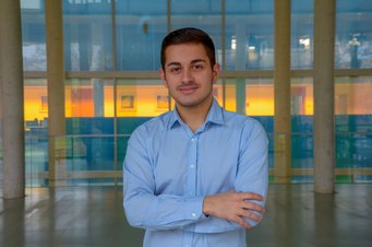 Portrait of Llazar Shkurti who did his Matter to Life Undergraduate Research Opportunities Program in 2022