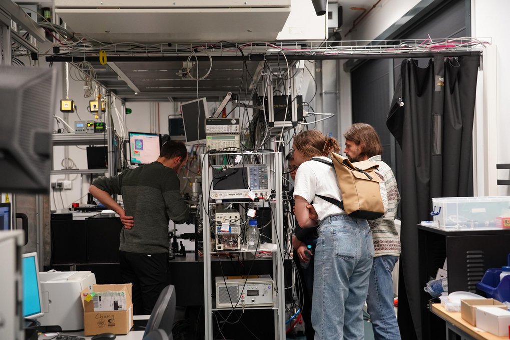 Students visiting the GWDG/data center