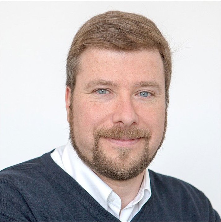 Portrait of the speaker